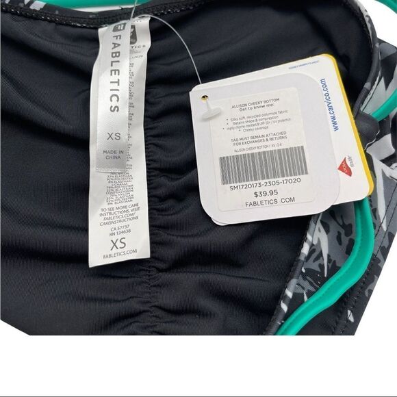 Fabletics Allison Cheeky Bottom NWT Size XSmall - Picture 7 of 8